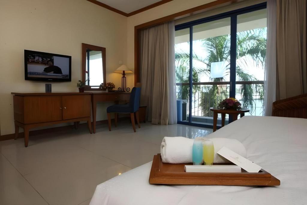 Makassar Golden Hotel Dış mekan fotoğraf