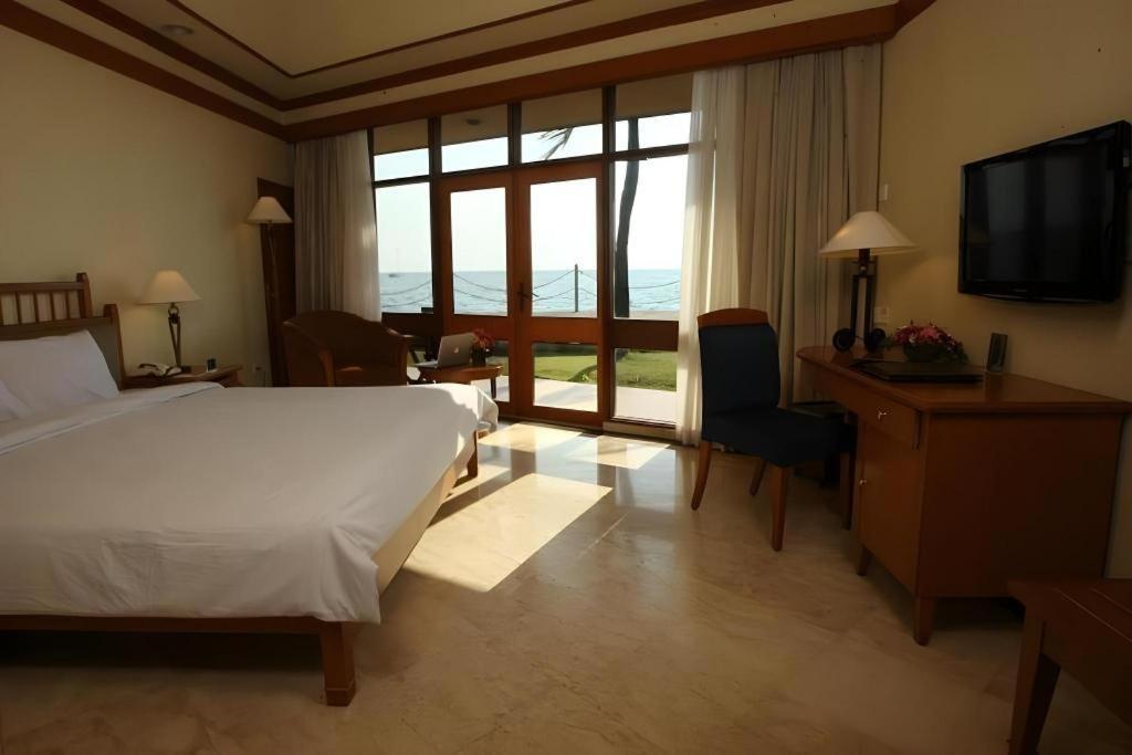 Makassar Golden Hotel Dış mekan fotoğraf